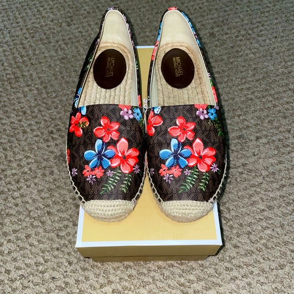 Michael Kors Espadrilles - Picture 3 of 5